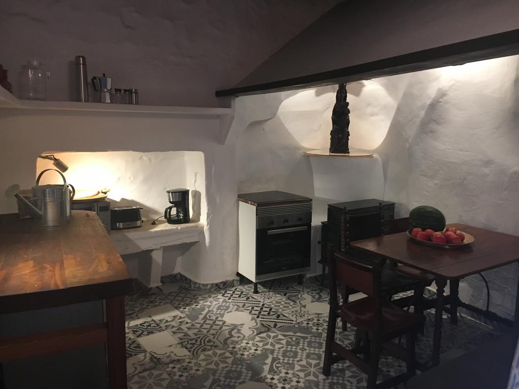 Stadthaus Mitten Im Kuenstlerviertel Von Arta Mit Zwei Wohnungen Kültér fotó